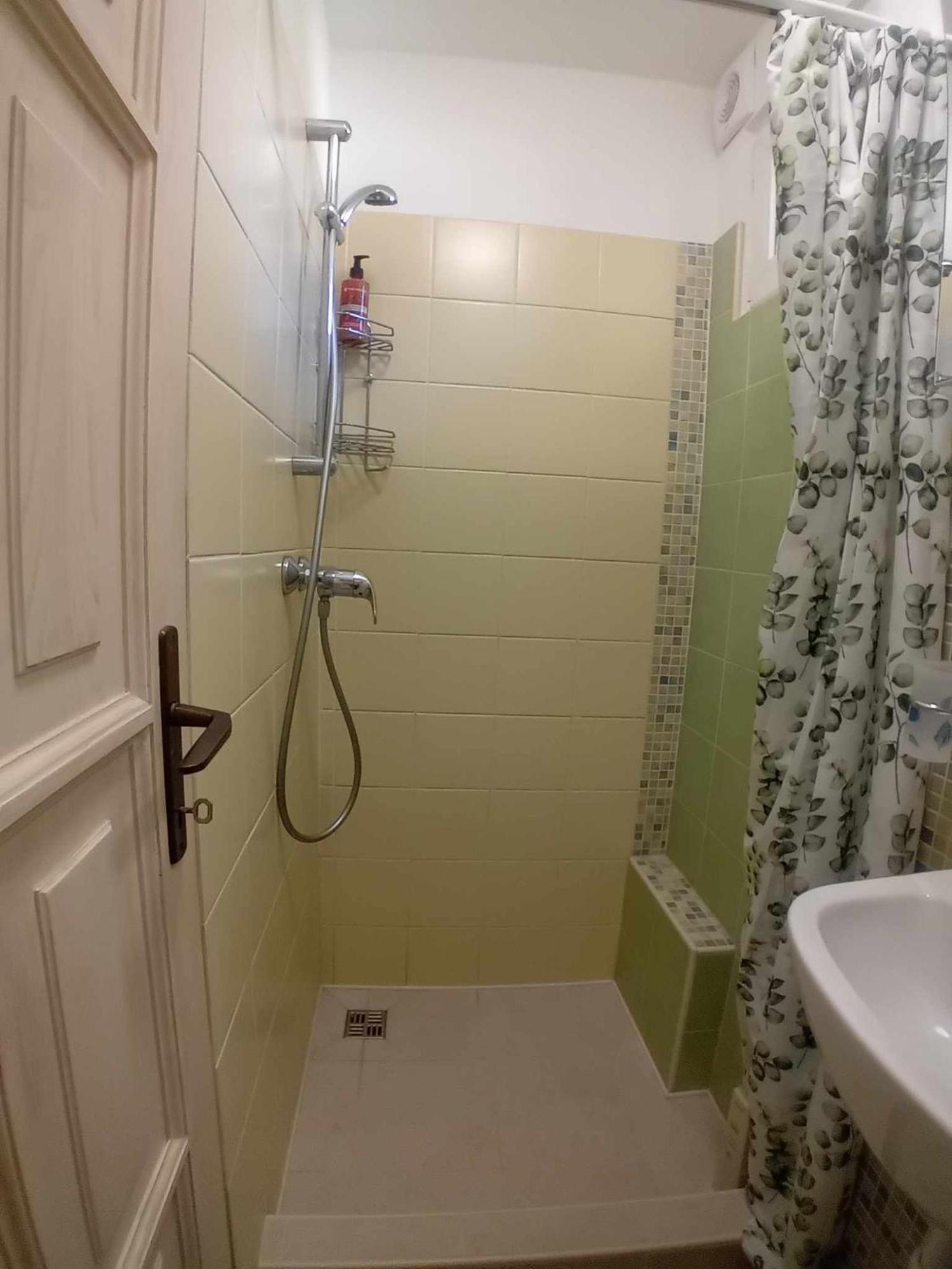 Edi Apartman Vecsés Exterior photo